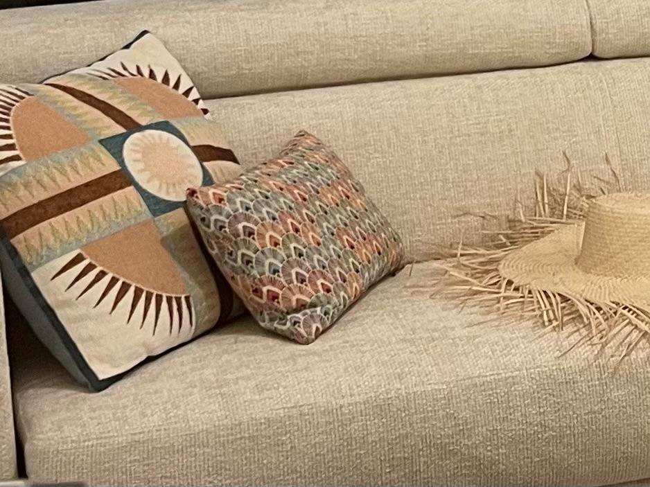 f46e785b-8595-47dd-8186-c9ebd9be4ccf